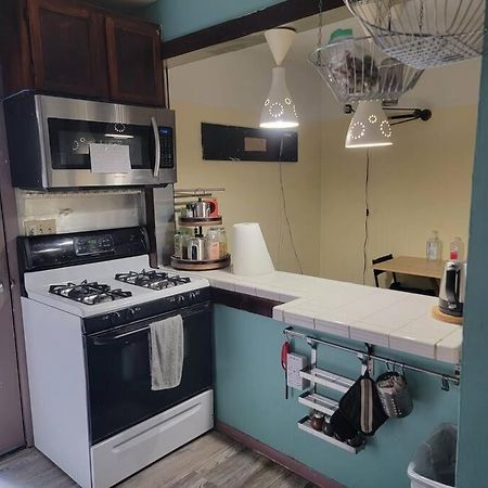Апартаменти Rock Pad For Yale, Visitors, Nurses, Staff Нью-Гейвен Екстер'єр фото